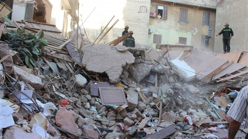   «الإسكان» تصدر 4 تقارير بشأن انهيارات عقارات بالقاهرة والإسكندرية