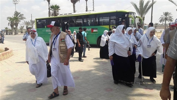   وصول فوج من الحجاج الفلسطينيين إلى مطار القاهرة