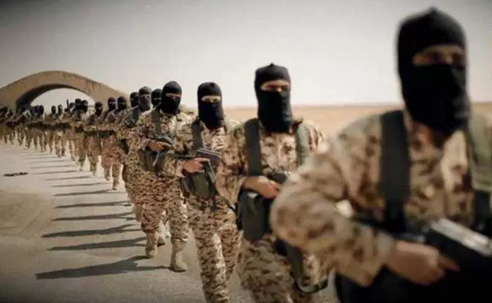   كم تبقى من مقاتلى أقوى الجماعات الإرهابية في التاريخ.. «عفريت داعش» ؟!