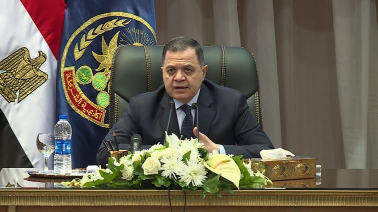 وزير الداخلية خلال لقائه بالضباط الجدد دفعة 2018 بأكاديمية الشرطة