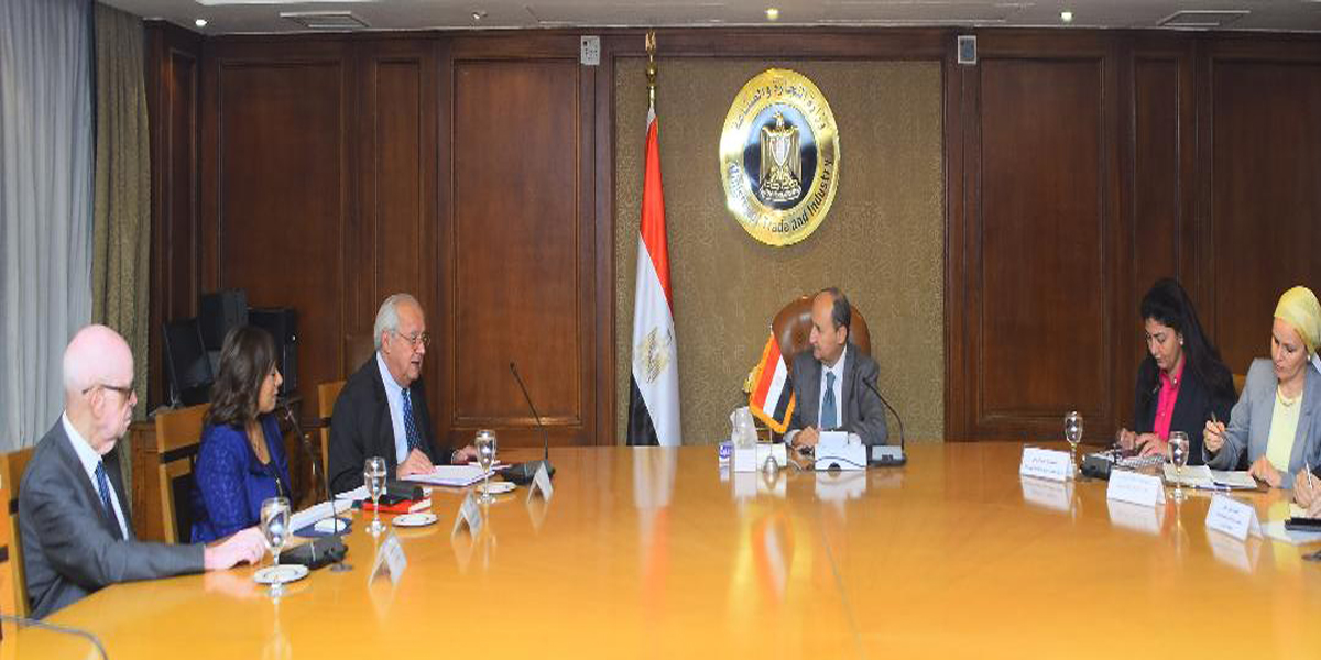   نصار يبحث مع «الأعمال المصري الفرنسي» تعزيز العلاقات التجارية والاستثمارية المشتركة بين مصر وفرنسا