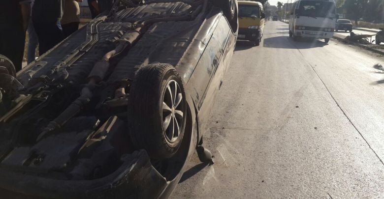   إصابة مستشار ونقيب شرطة في حادث انقلاب سيارة ملاكي ببني سويف