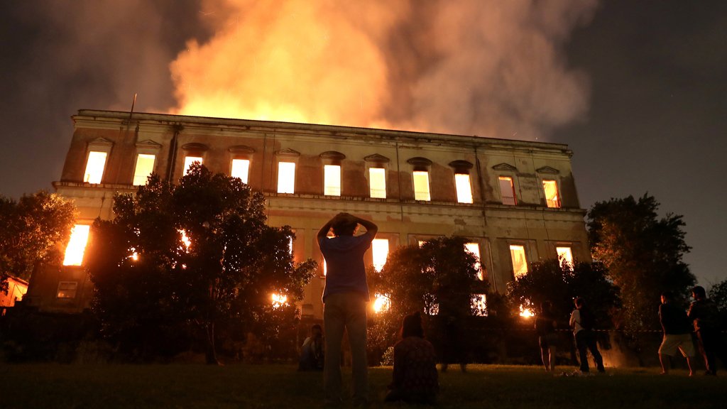   ‏حريق متحف البرازيل الوطني في ريو دي جانيرو