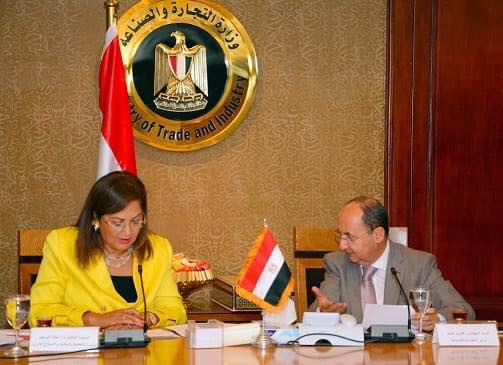   وزيرا الصناعة والتخطيط يبحثا تحسين مؤشرات الناتج الصناعى وزيادة معدلات التصدير في إطار رؤية مصر 2030