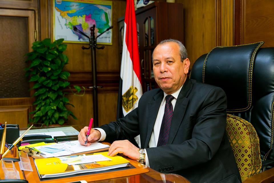   محافظ كفر الشيخ يحيل مسئولى «الهندسية والايرادات» بالمدينة للتحقيق  بسبب «التزوير»