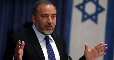   وزير الدفاع الإسرائيلي: مستعدون لإعادة فتح معبر الجولان مع سوريا 