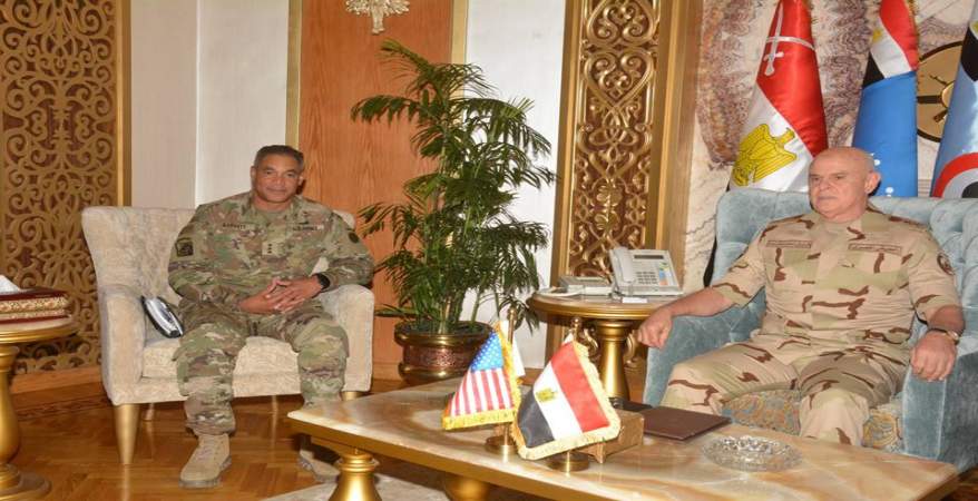   الفريق محمد فريد يلتقى قائد القوات البرية بالقيادة الأمريكية