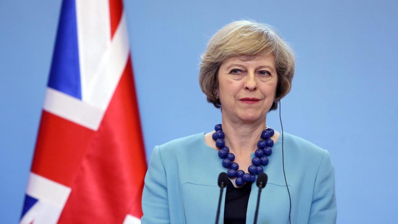   (الصن) البريطانية تتساءل: «من يخلف ماي في رئاسة الوزراء؟»