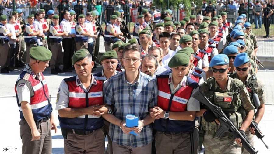   شرطة أردوغان تعتقل 85 عسكريا لصلتهم بتحركات الجيش التركى