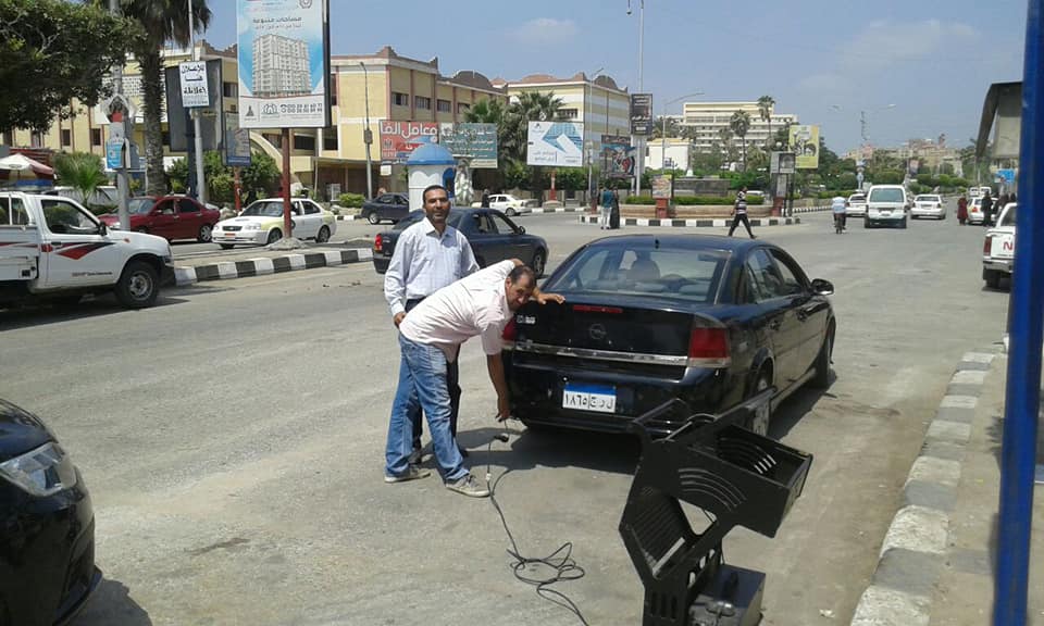   صور|| حملة لقياس عوادم السيارات فى كفر الشيخ