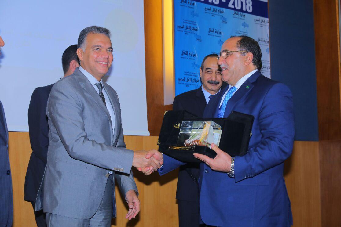   مواني البحر الأحمر تفوز بجائزة أفضل ميناء تجارى لتنفيذها الخطة الاستثمارية بمعدل 100%