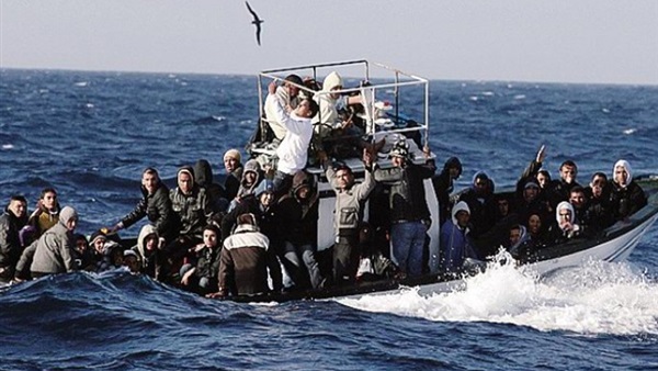   4 قتلى و30 مفقودا بعد غرق قارب مهاجرين غرب تركيا