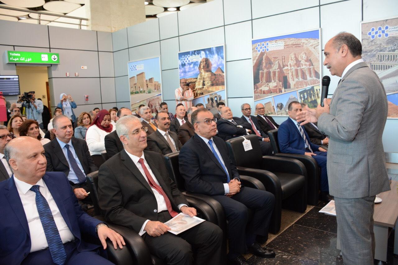   وزير الطيران المدنى يشهد الافتتاح التجريبى لمطار سفنكس الدولي