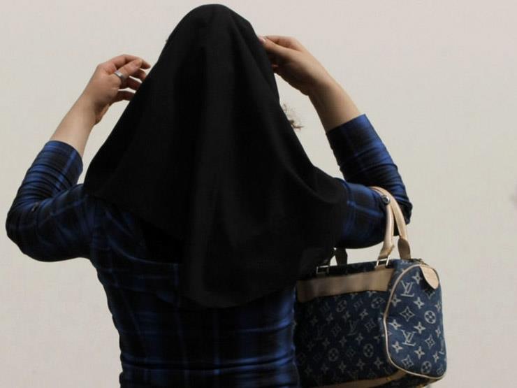   محكمة كندية تسمح بارتداء الحجاب في قاعات المحاكم