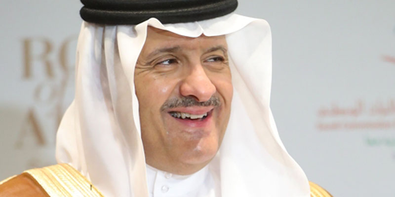   الأمير سلطان بن سلمان  يصل مصر لتكريمه كأول رائد فضاء عربي