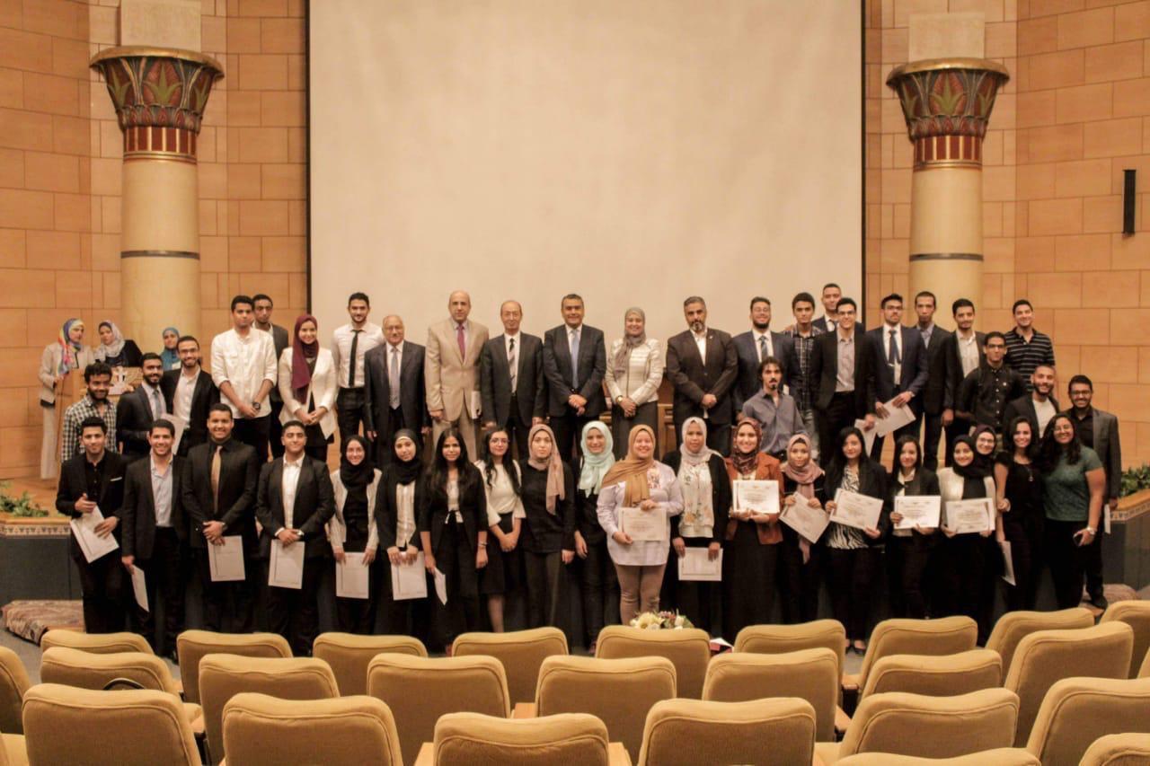   الأكاديمية المصرية لعلوم الطيران تتعاقد على تدريب 153 طالبا ليبيا.. وتشهد تخريج دفعات من الطلبة