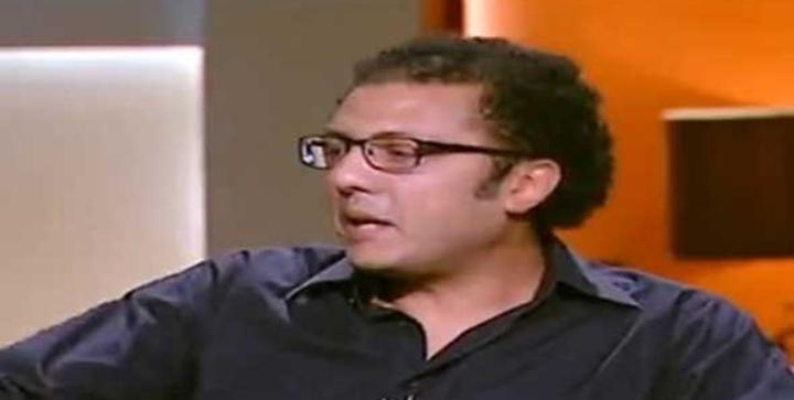   للمخرج «خالد الحلفاوى»...«أكرم حسني» يتعاقد على بطولة مسلسل «إسمه إيه» 