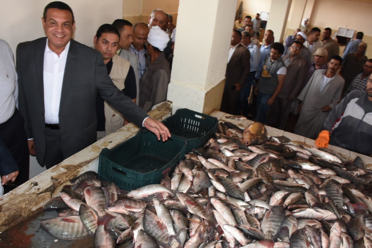   وزير الزراعة يفتتح موسم الصيد بالبحيرة