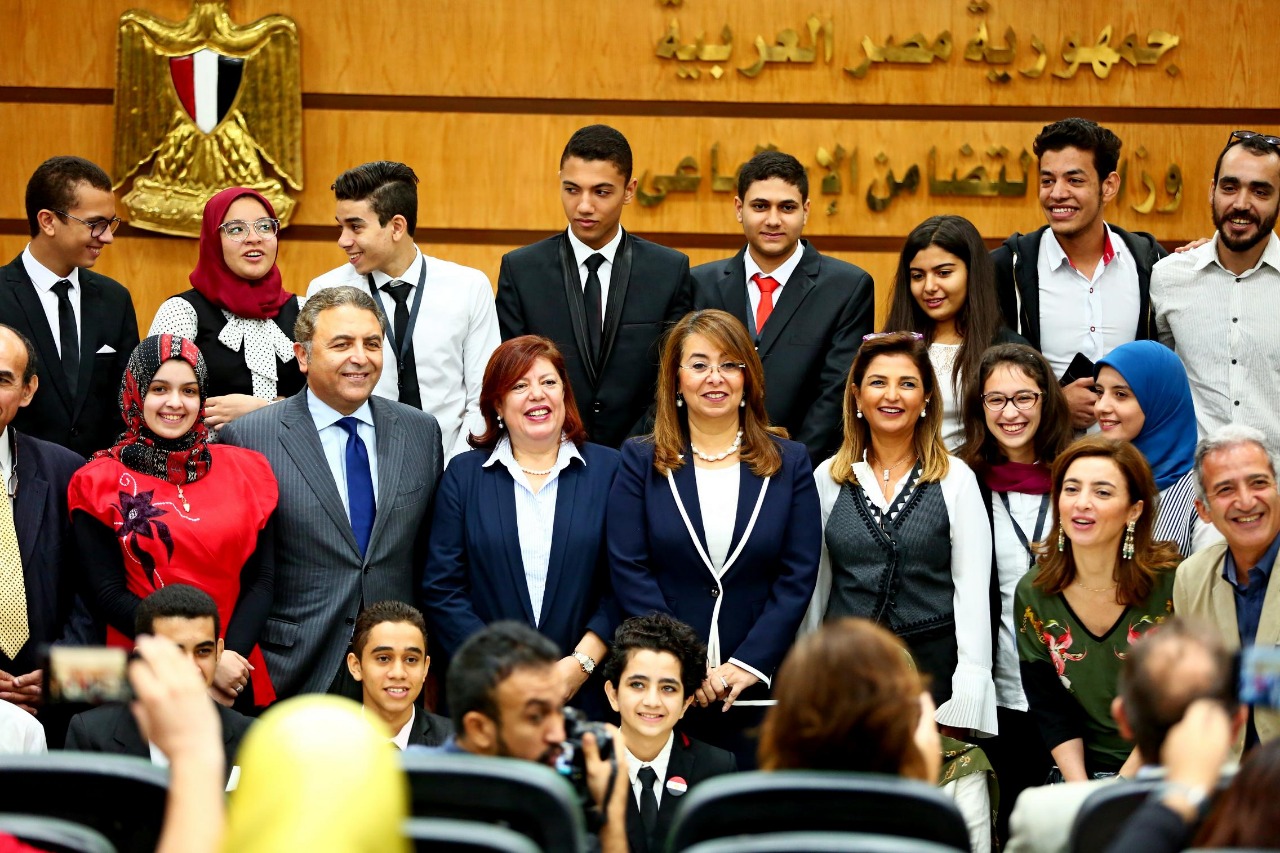   صور| وزيرة التضامن تشهد الاحتفال بإطلاق مبادرة «إبهار مصر»