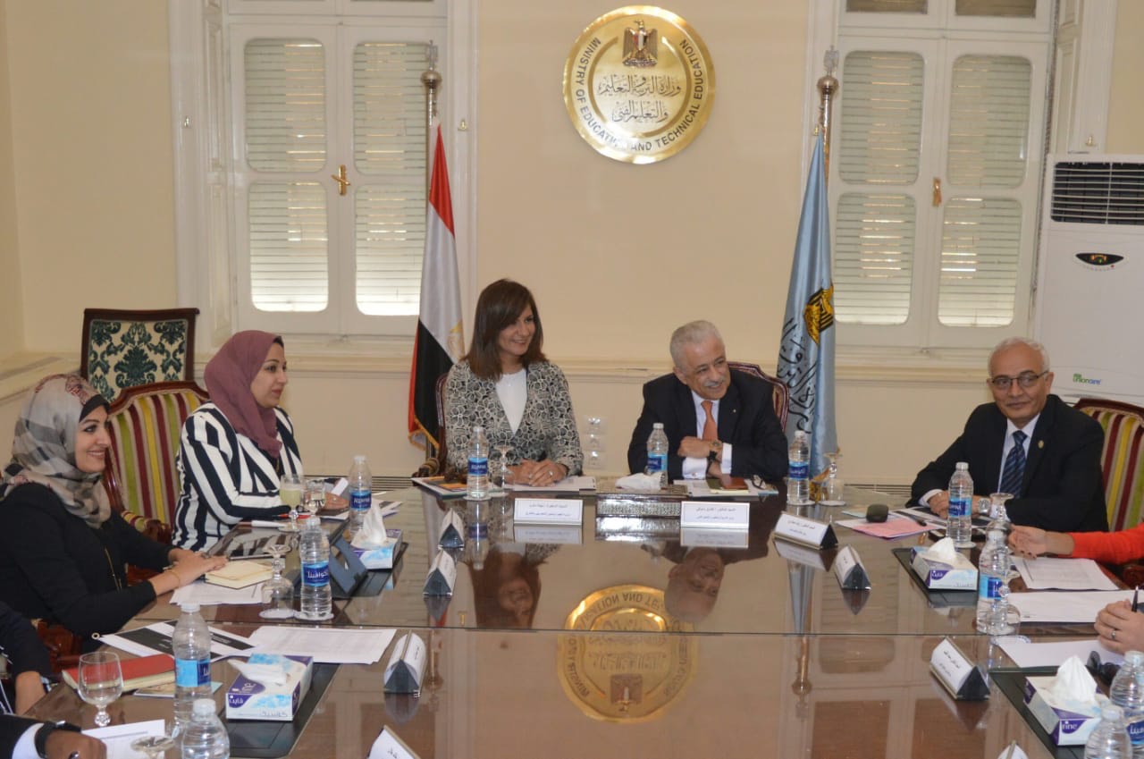   وزيرا الهجرة والتعليم يبحثان ترتيبات مؤتمر «مصر تستطيع» فى نسخته الرابعة 