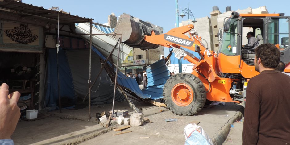   إزالة 279 حالة تعدٍ من شوارع مدينة الفشن