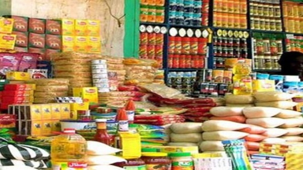   «كفر الشيخ» يبدأ فى تنفيذ قرار التموين بتدوين الأسعار على السلع الغذائية