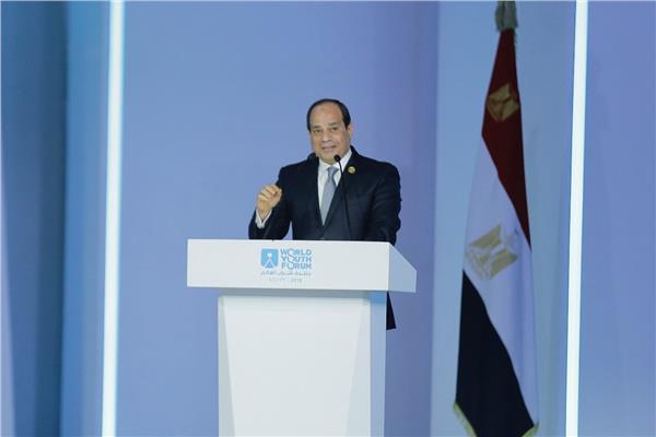   الرئيس السيسي يعلن دعمه لمبادرة شباب مصر للعودة إلى الإنسانية