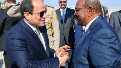   بسام راضي: مباحثات السيسي والبشير تعكس الإرادة القوية لتعزيز العلاقات بين مصر والسودان