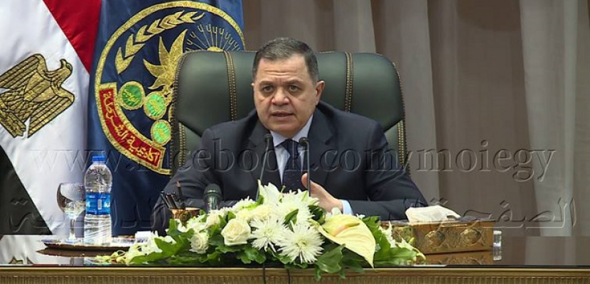   وزير الداخلية يصدر قراراً لتنظيم إقامة الأجانب مالكى العقارات