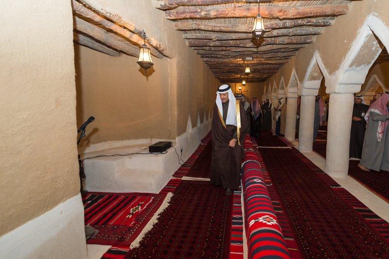   ولي العهد السعودي يوجه بترميم 130 مسجداً تاريخيا
