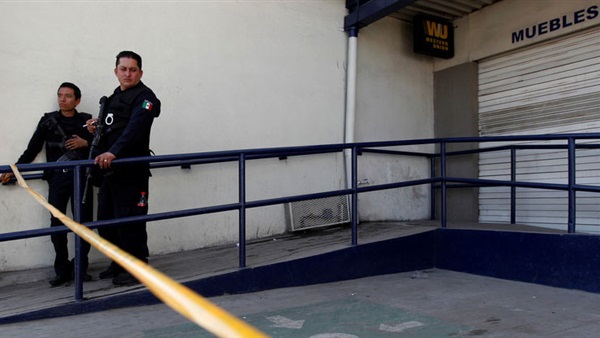   المكسيك تجري تحقيقات في حادث القنصلية الأمريكية بـ «غوادالأخارا»