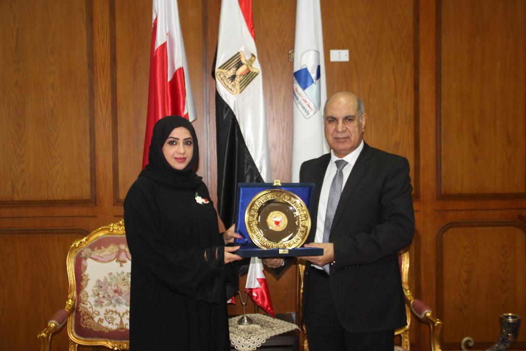   تفاصيل زيارة المستشار الثقافى لسفارة البحرين إلى جامعة كفر الشيخ
