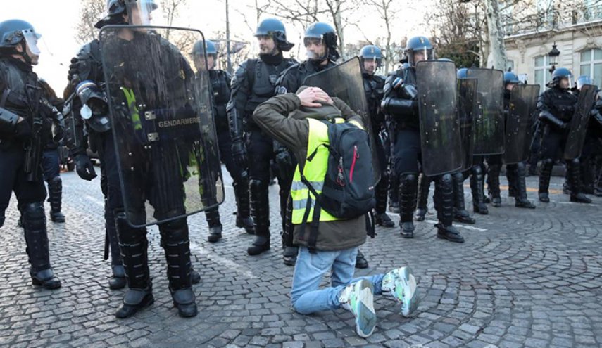   «الداخلية الفرنسية» تعلن اعتقال 1723 شخصاً خلال احتجاجات «السترات الصفراء»
