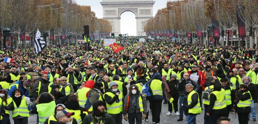   تشديد أمنى فى باريس خوفا من إفساد «السترات الصفراء» لاحتفالات رأس السنة