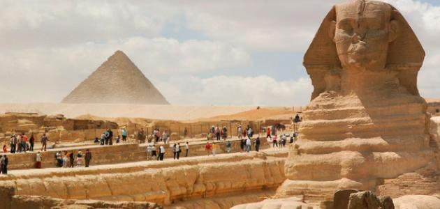   بعد حادث المريوطية.. نشطاء يدشنون هاشتاج «THIS IS EGYPT» لدعم السياحة بمصر
