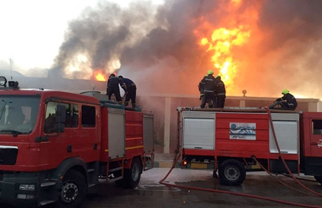   السيطرة على حريق بمصنع أقطان مخالف فى الخانكة