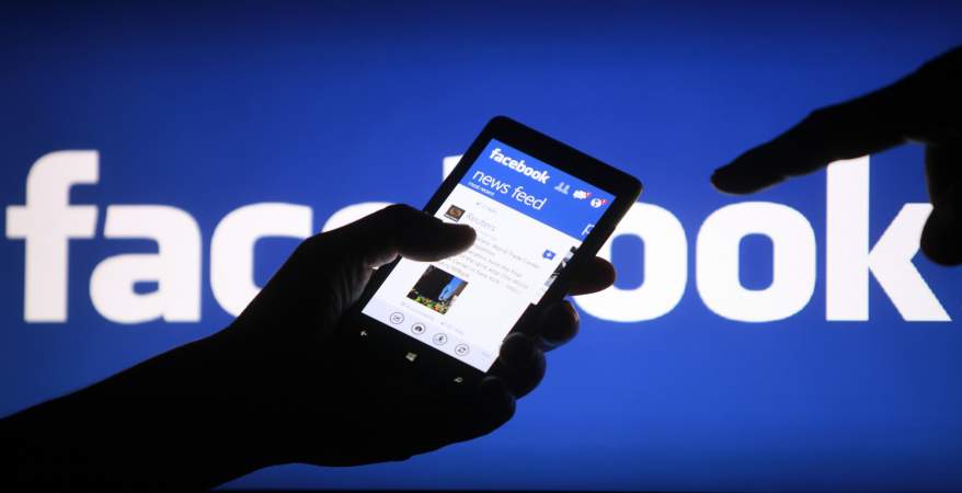   «فيسبوك».. يحذف مئات الحسابات بميانمار