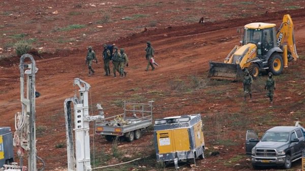   حزب الله ينشر قواته في سوريا تحسبا لضربة إسرائيلية مفاجئة