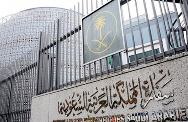   السفير السعودي في مصر ينفي الحديث بشأن الأوضاع بالسودان