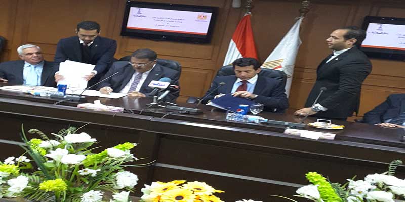   وزارة الرياضة توقع بروتوكول تعاون مع «دار المعارف»