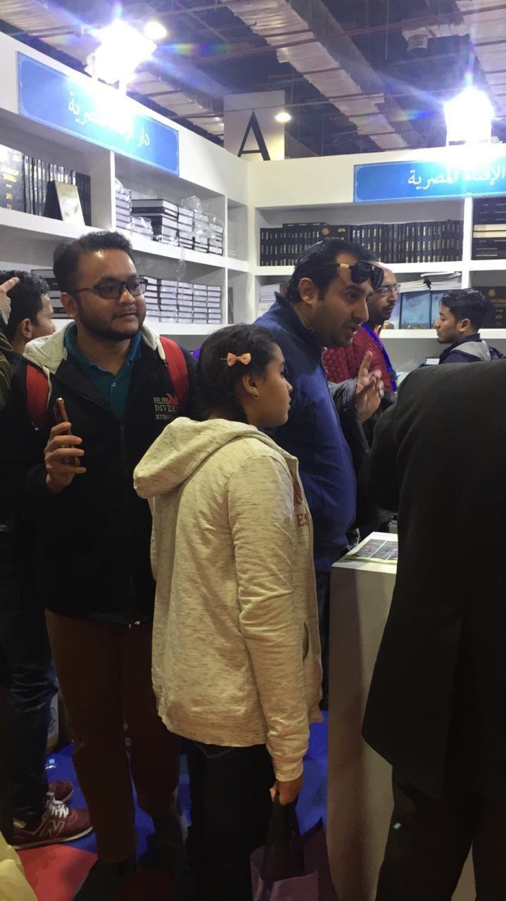   جناح دار الإفتاء بمعرض الكتاب يشهد إقبالًا جماهيريًّا كبيرًا