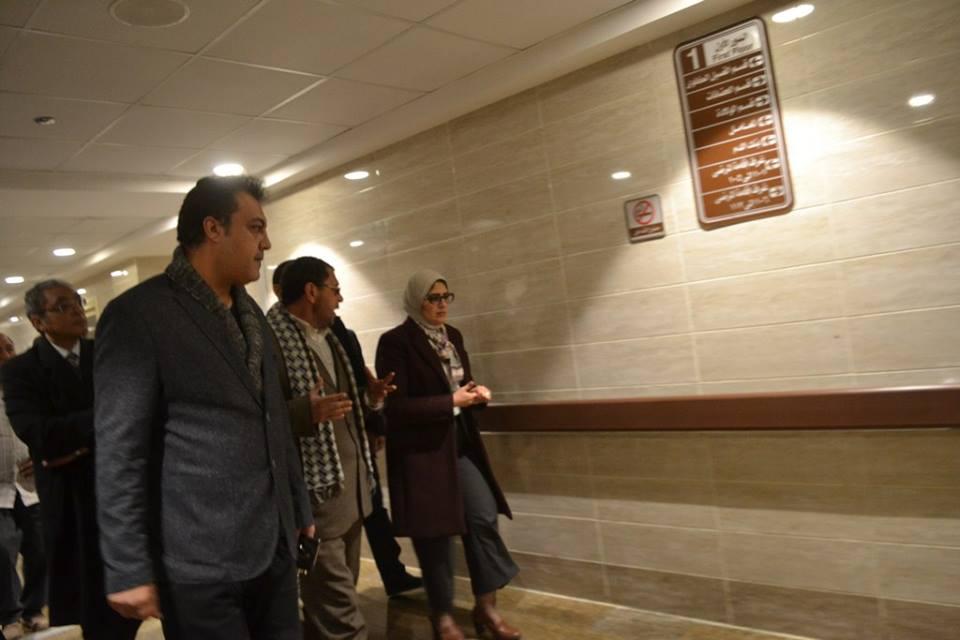   بالصور|| وزيرة الصحة تتفقد مستشفى بلطيم المركزى فى زيارة مفاجئة