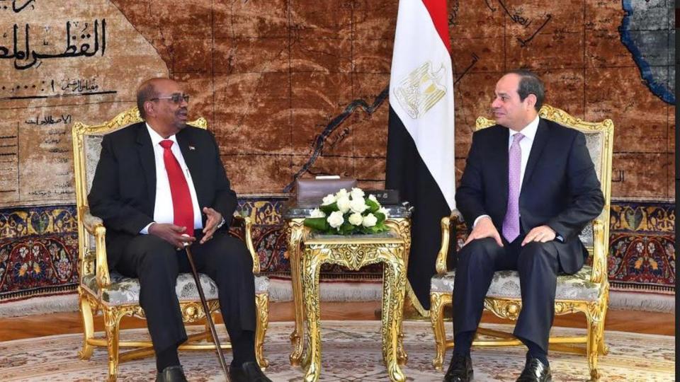   الرئيس السيسى يؤكد دعم مصر الكامل للسودان