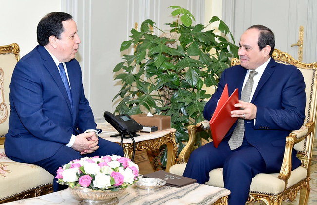   متحدث الرئاسة : الرئيس السيسى يتلقى دعوة من نظيره التونسي للمشاركة في أعمال القمة العربية القادمة