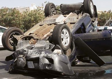   إصابة مستشار في حادث أنقلاب سيارة ملاكي ببني سويف