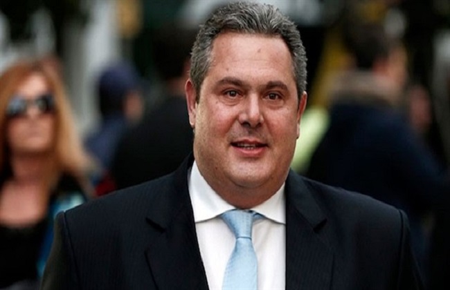   «مقدونيا».. تتسبب فى استقالة وزير الدفاع اليوناني