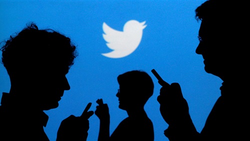   خلل مفاجئ في «تويتر» يحول «الخاص» إلى «عام»