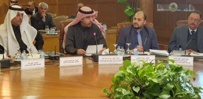   رئيس البرلمان العربي يشيد بجهود البحرين في تعزيز حقوق الإنسان