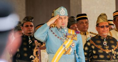   العاهل الماليزى يتخلى عن العرش