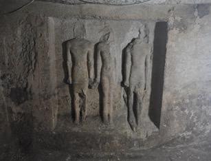   تفاصيل الكشف عن مقبرة أثرية بمنطقة الأهرامات